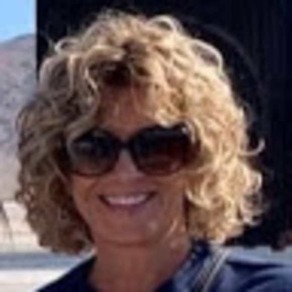 Meet your Posher, Jackie - Picture 1 of 1